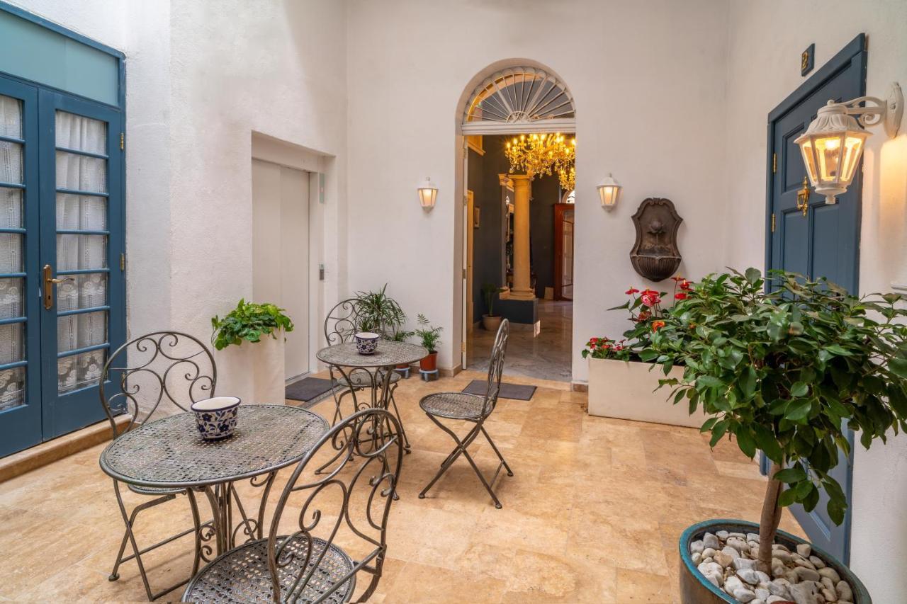 Julina Boutique Living Hotel