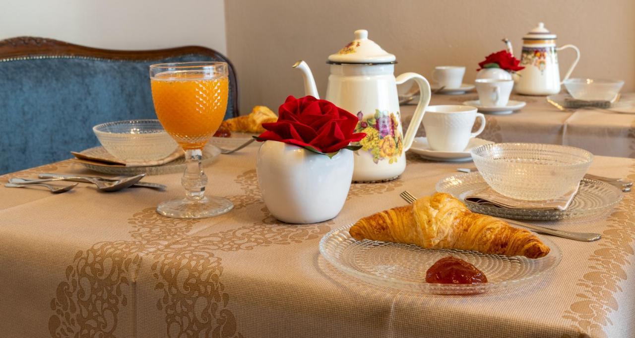 Hotel Julina Boutique Living 3*